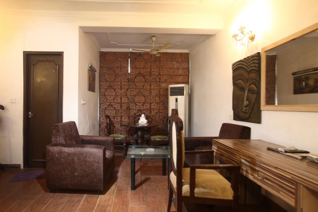 Hotel Oyo 358 Sarojini Nagar Neu-Delhi Exterior foto
